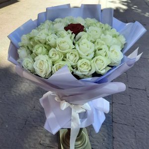 букет з 51 троянди ІФ фото