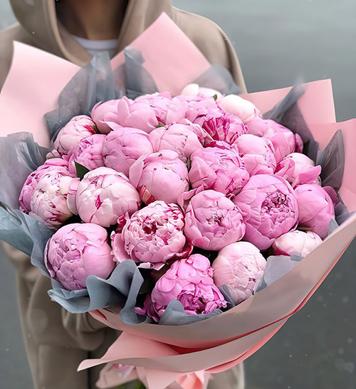Фото товара 25 рожевих півоній в Івано-Франківську
